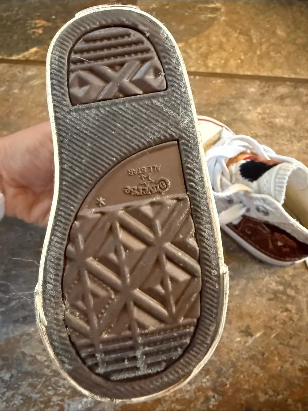 Toddler Moana Converse Size 5